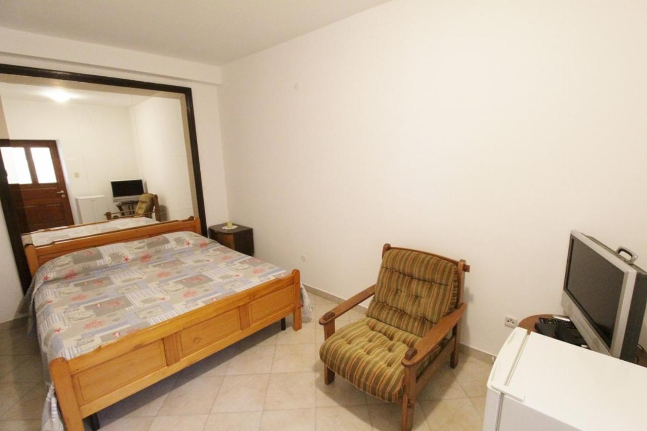 Apartments Zambratija With Sea View Bagian luar foto