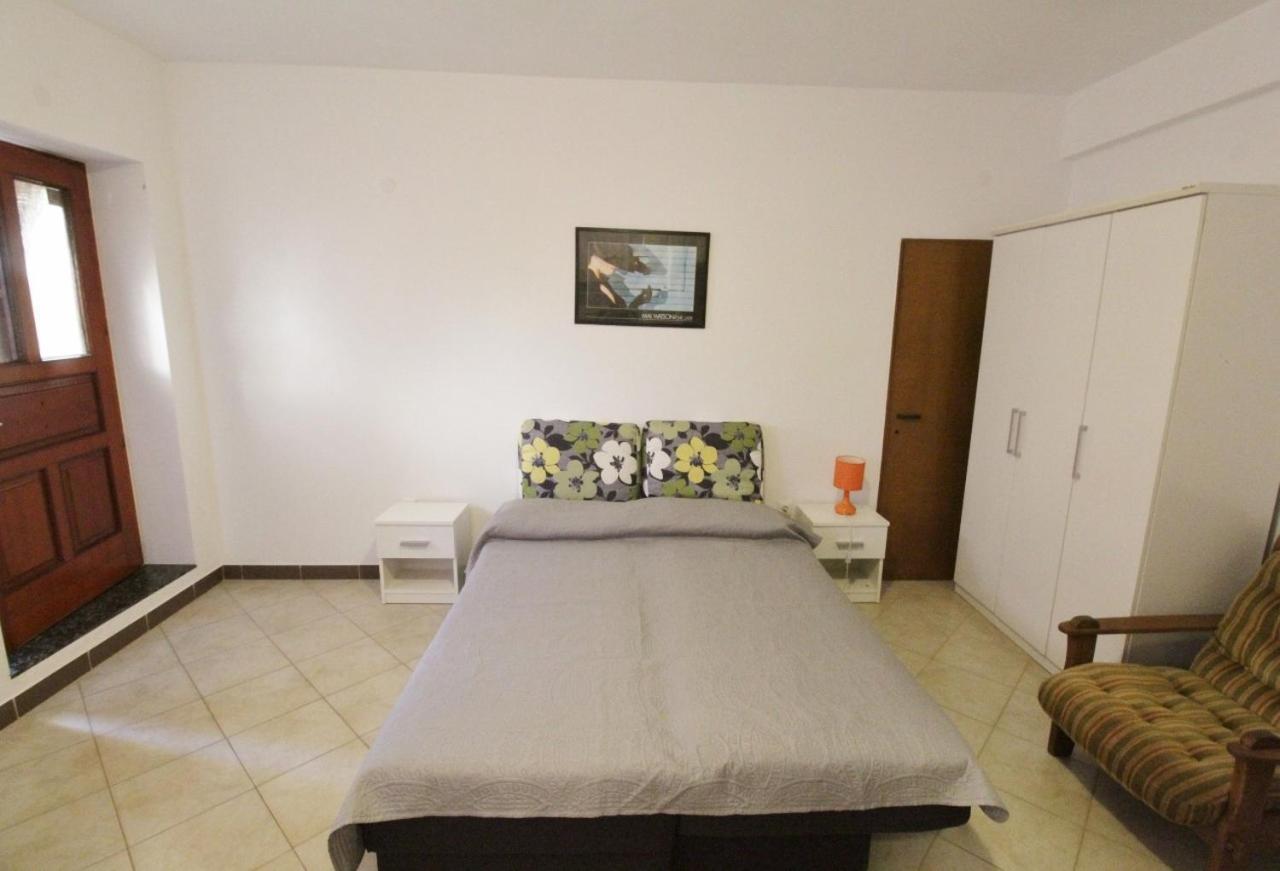 Apartments Zambratija With Sea View Bagian luar foto