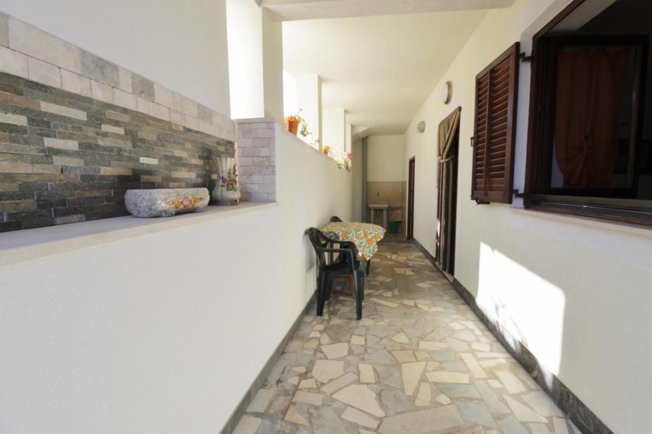 Apartments Zambratija With Sea View Bagian luar foto